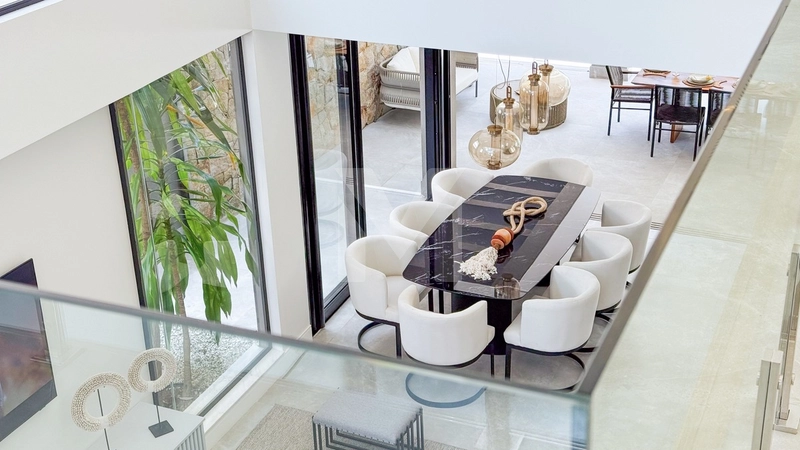 Casa de Alto Padrão com 6 Suítes, Piscina e Hidromassagem na Riviera: 38ª foto da galeria de imagens do imóvel