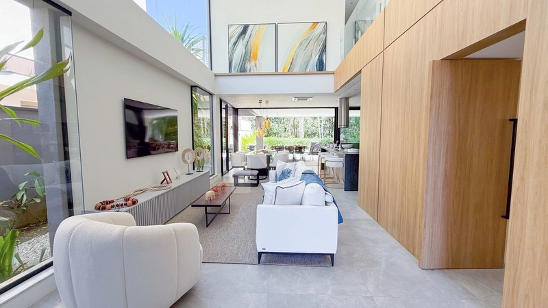 Casa de Alto Padrão com 6 Suítes, Piscina e Hidromassagem na Riviera: 4ª foto da galeria de imagens do imóvel