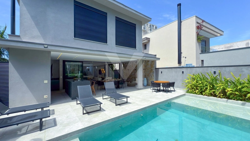 Casa de Alto Padrão com 6 Suítes, Piscina e Hidromassagem na Riviera: 66ª foto da galeria de imagens do imóvel