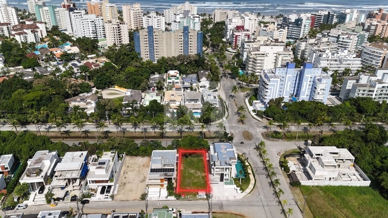 Terreno ótima localização na Riviera de São Lourenço: 1ª foto da galeria de imagens do imóvel