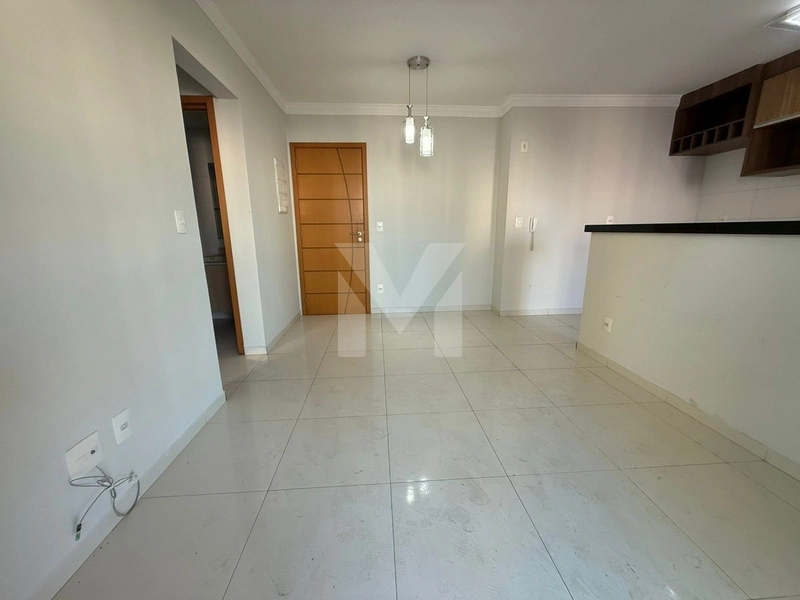 Apartamento á venda - 2 dormitórios sendo 1 suíte - Guilhermina: 2ª foto da galeria de imagens do imóvel