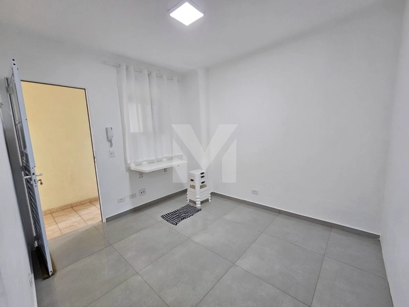 1 Dorm - Mobiliado: 2ª foto da galeria de imagens do imóvel