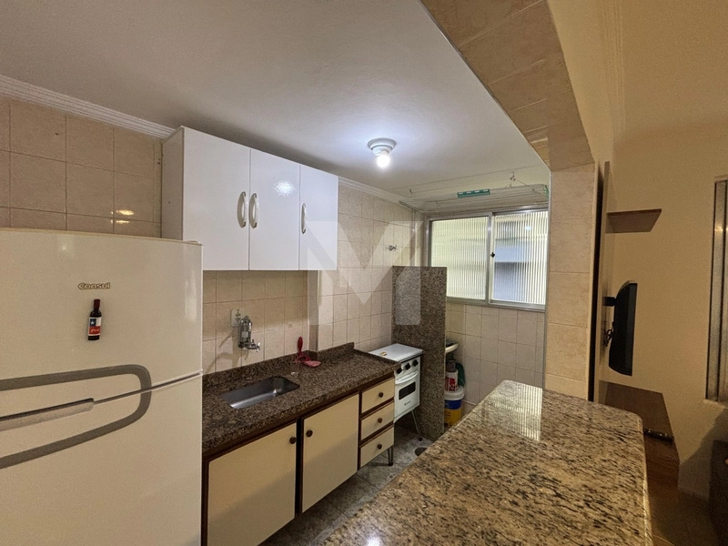 Apartamento á 100m do mar: 8ª foto da galeria de imagens do imóvel