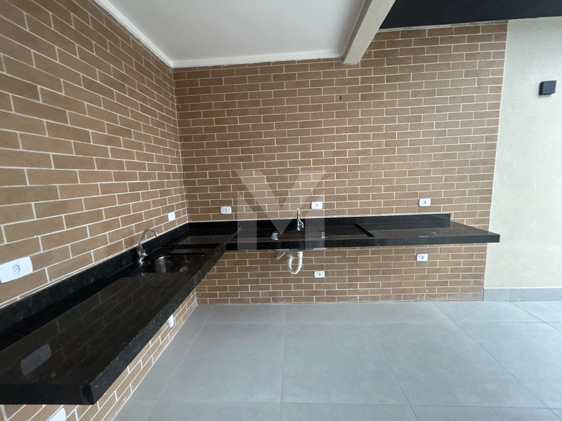 Casa em Condomínio no Bairro Guilhermina – Praia Grande: 1ª foto da galeria de imagens do imóvel