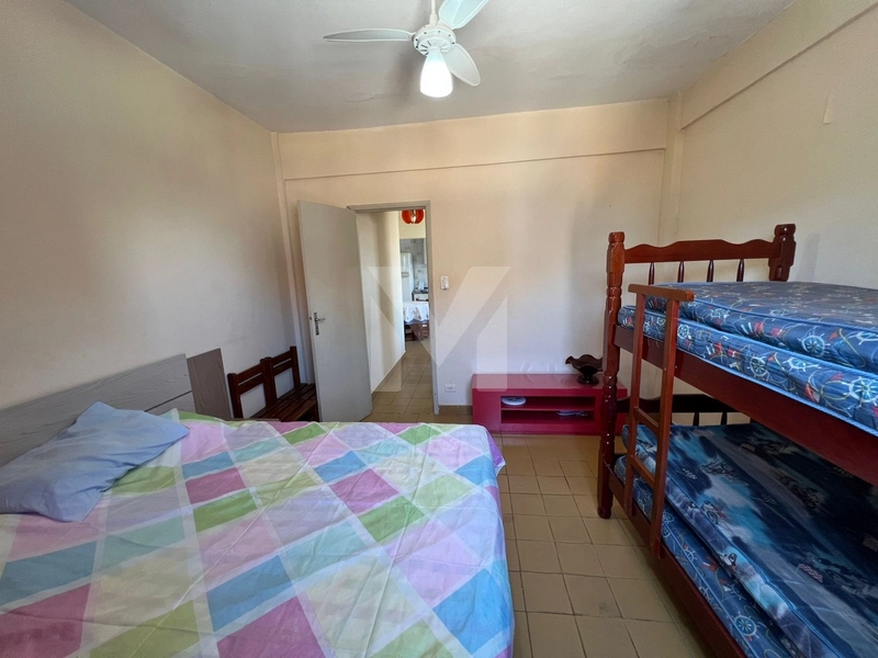 Apartamento na Ocian a 100m da praia: 2ª foto da galeria de imagens do imóvel