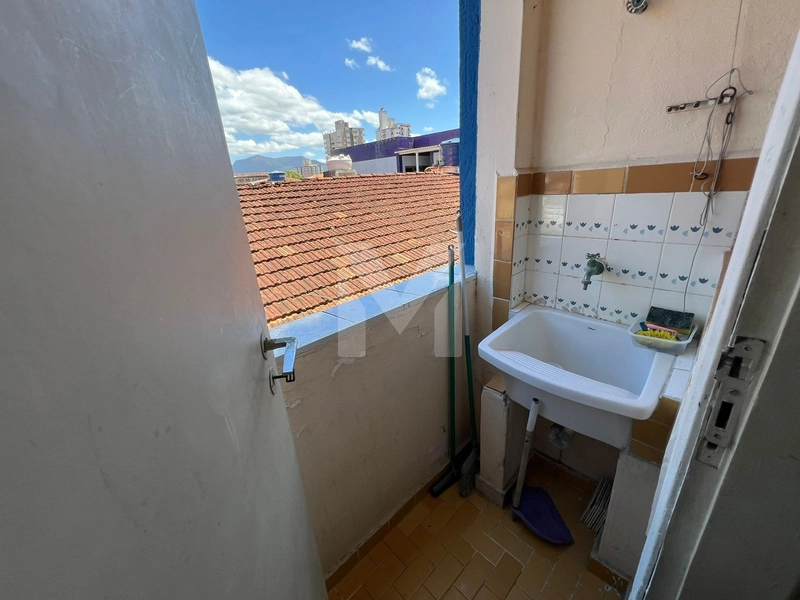 Oportunidade na Ocian – apartamento a 100m do mar: 4ª foto da galeria de imagens do imóvel