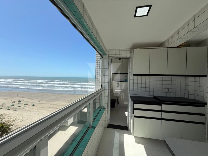 Apartamentos frente mar à venda em Praia Grande, Jardim Real