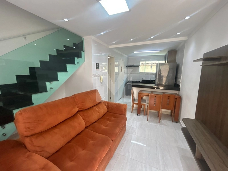 Casa em condomínio Mobiliada: 3ª foto da galeria de imagens do imóvel