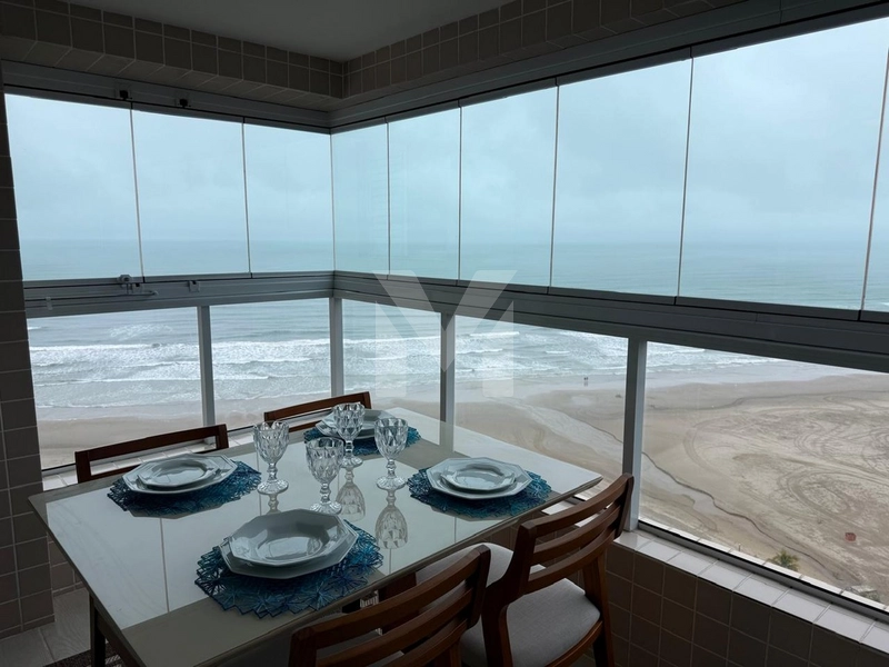 Apartamentos frente mar à venda em Praia Grande, Mirim