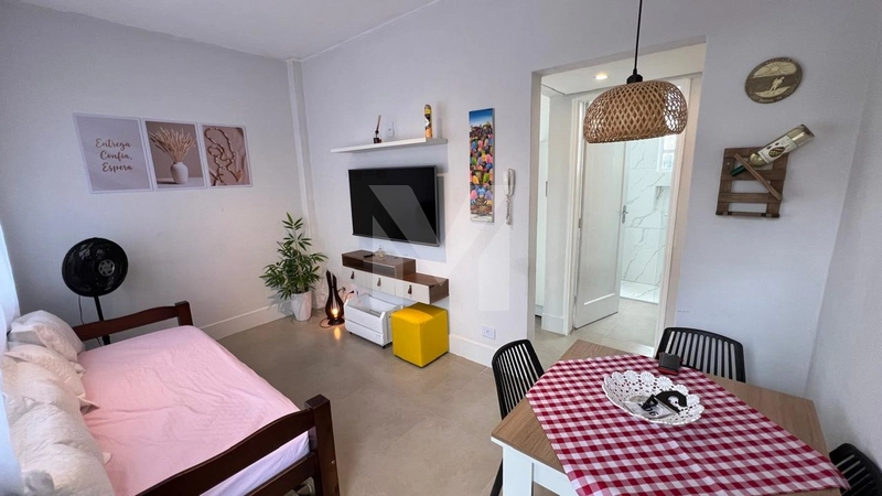 Porteira fechada no Canto do Forte — pronto para morar ou investir.: 1ª foto da galeria de imagens do imóvel