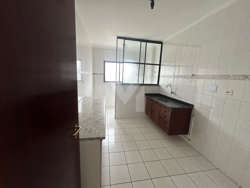 Descubra esta excelente kitnet localizada no coração da Guilhermina, u: 6ª foto da galeria de imagens do imóvel