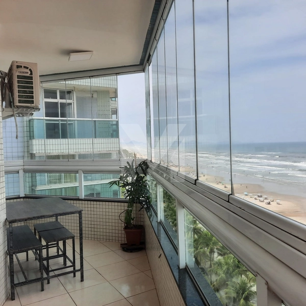 Apartamentos frente mar à venda em Praia Grande, Caiçara