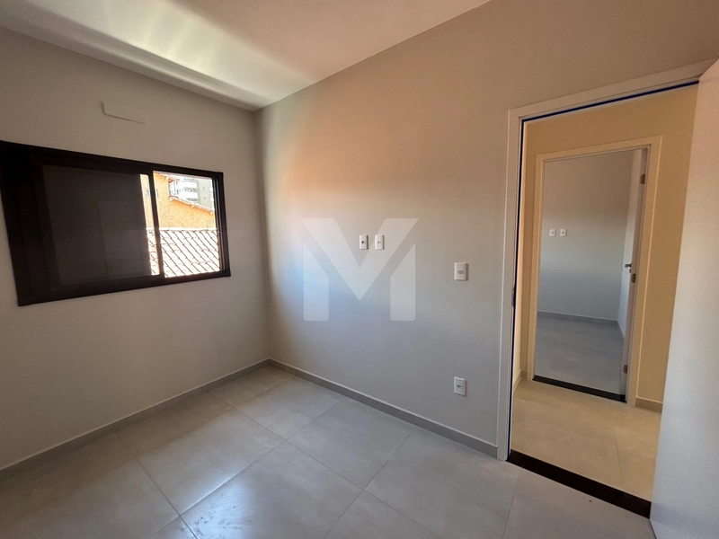 Linda casa de condomínio localizada na Vila Mirim, em Praia Grande: 8ª foto da galeria de imagens do imóvel