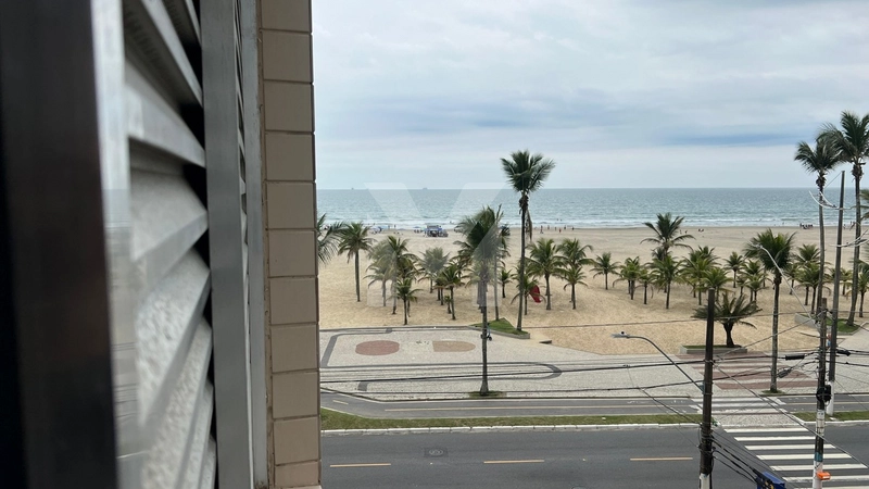 Kitnet com vista para o mar na Guilhermina por R$ 225 mil