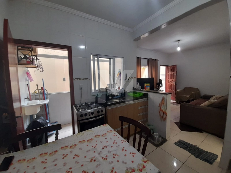 Casa de condomínio completa e bem localizada no Mirim: 5ª foto da galeria de imagens do imóvel