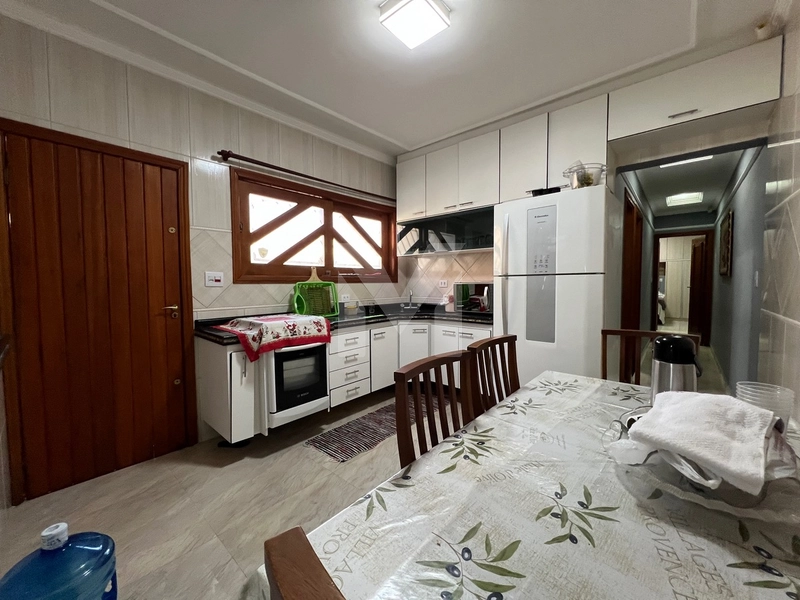 CASA 2 DORMITÓRIOS 1 SUITE PARA VENDA - MARACANÃ: 4ª foto da galeria de imagens do imóvel