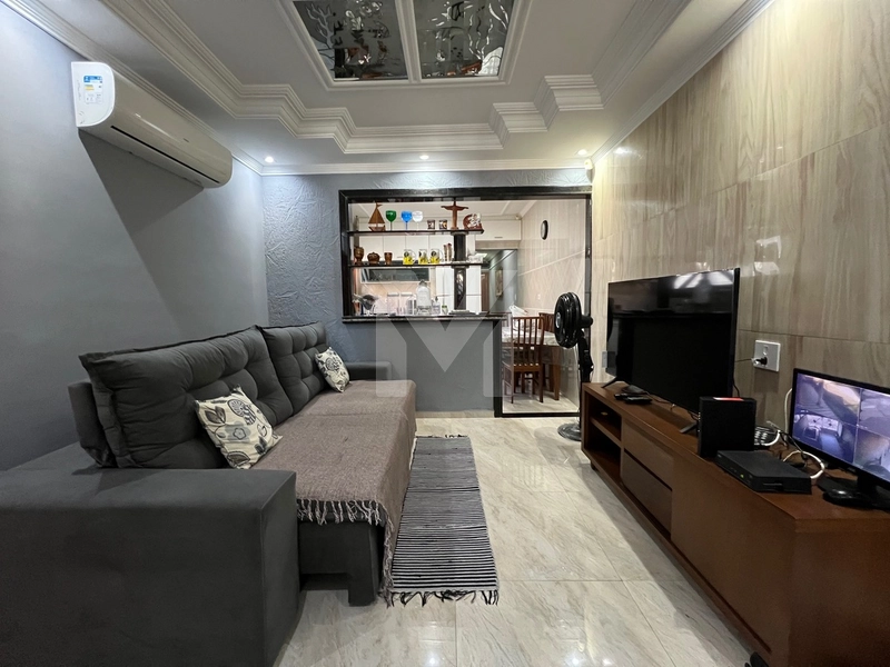 CASA 2 DORMITÓRIOS 1 SUITE PARA VENDA - MARACANÃ