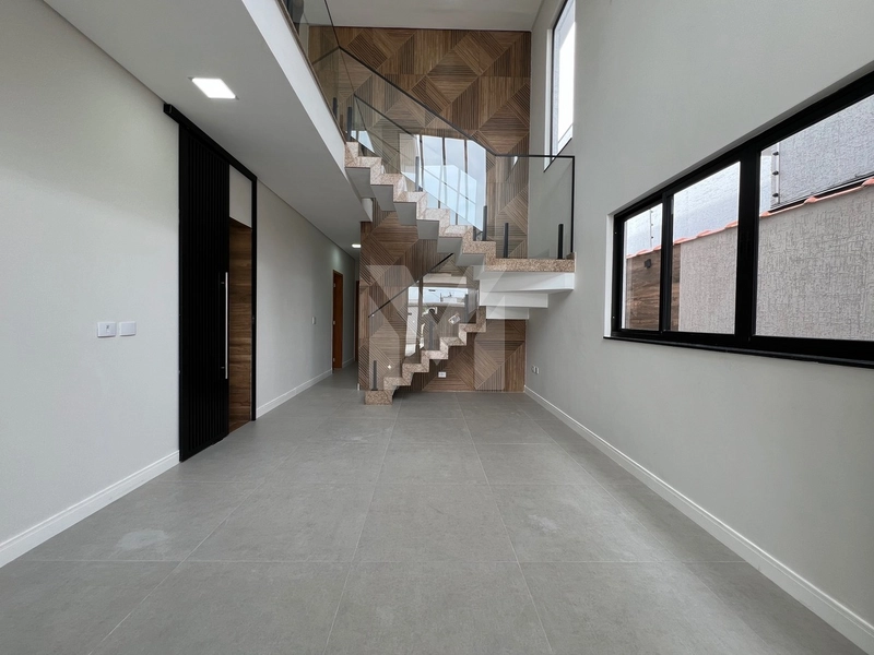 CASA 3 DORMITÓRIOS SUITES, PISCINA E CHURRASQUEIRA PARA VENDA: 2ª foto da galeria de imagens do imóvel