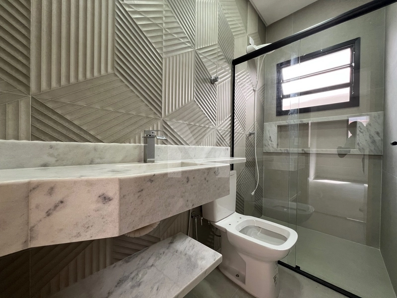 CASA 3 DORMITÓRIOS SUITES, PISCINA E CHURRASQUEIRA PARA VENDA: 12ª foto da galeria de imagens do imóvel