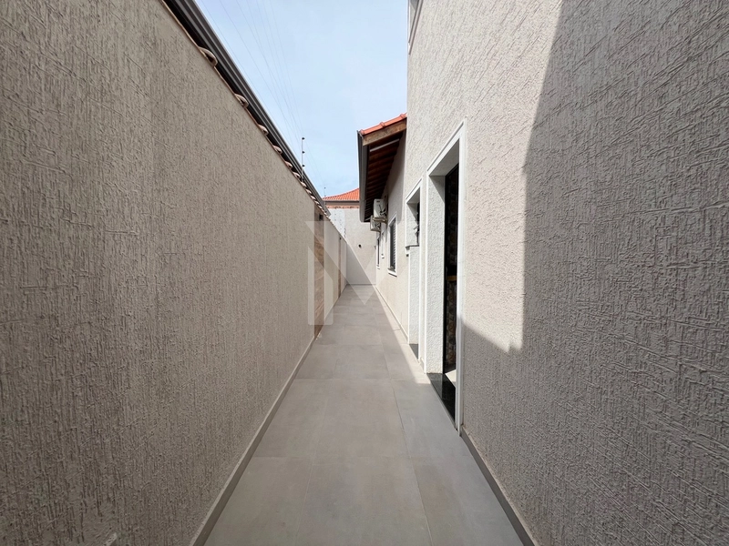 CASA 3 DORMITÓRIOS SUITES, PISCINA E CHURRASQUEIRA PARA VENDA: 30ª foto da galeria de imagens do imóvel