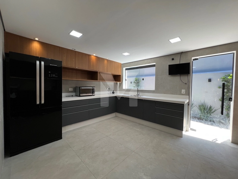 CASA ALTO PADRÃO 5 DORMS 4 SUITES, PISCINA, SAUNA: 10ª foto da galeria de imagens do imóvel