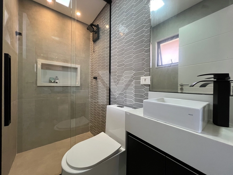 CASA ALTO PADRÃO 5 DORMS 4 SUITES, PISCINA, SAUNA: 17ª foto da galeria de imagens do imóvel