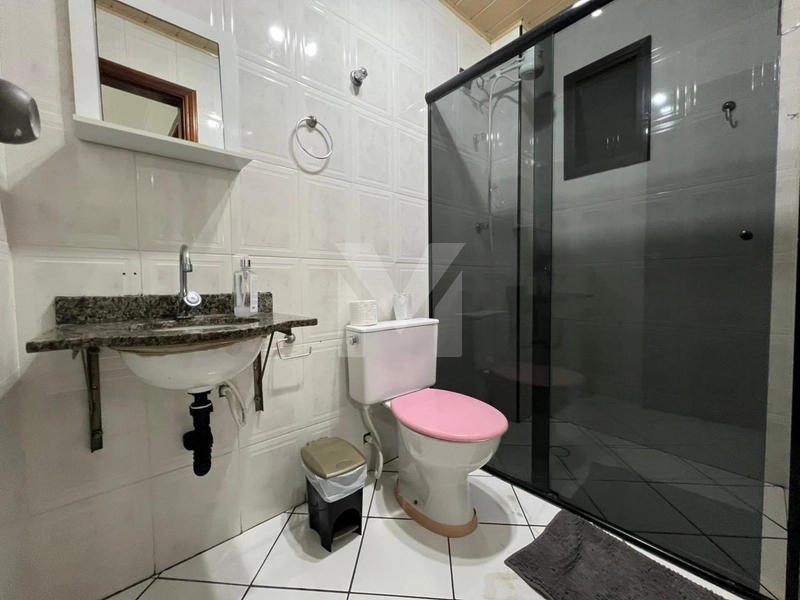 Apto na Ocian com duas sacadas, churrasqueira e vista parcial do mar.: 7ª foto da galeria de imagens do imóvel