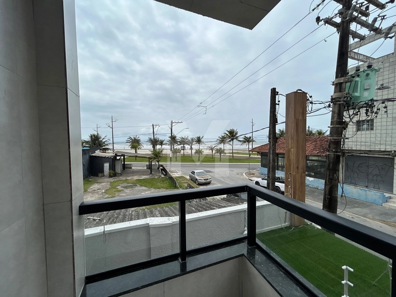 Duplex em Condomínio – 3 Suítes com Vista Mar no Caiçara