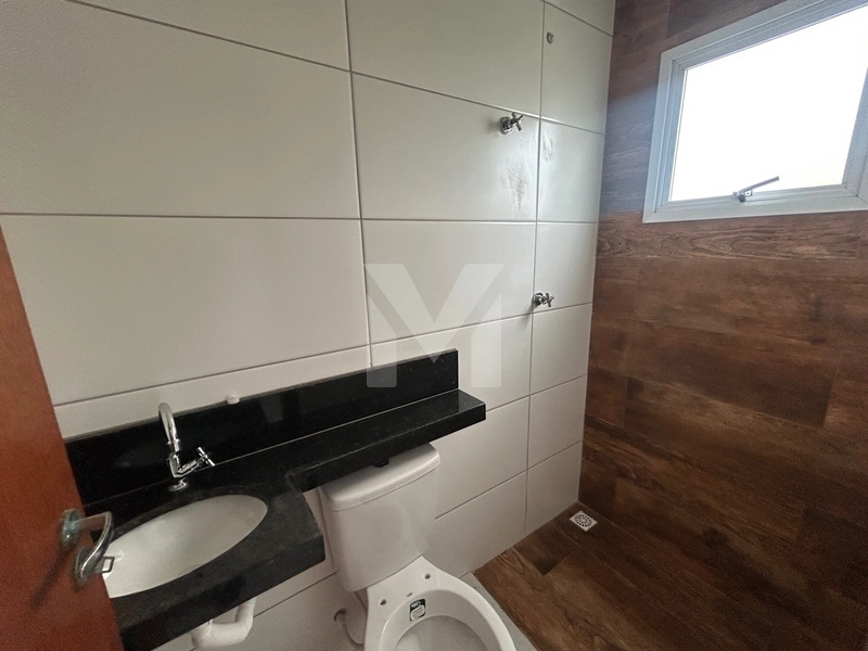 Casa de Condomínio Sobreposta Alta no Maracanã: 8ª foto da galeria de imagens do imóvel