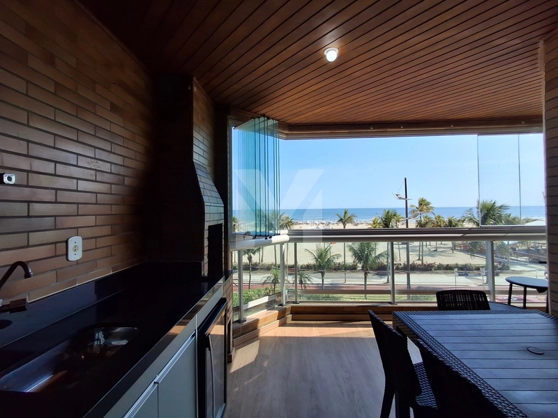 Lindo apartamento frente mar total com 3 dormitórios porteira fechada!: 2ª foto da galeria de imagens do imóvel