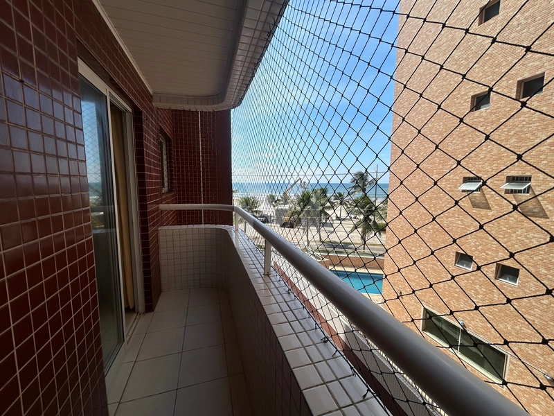 Apartamento 1 Dormitório Frente Mar com Vista para o Mar
