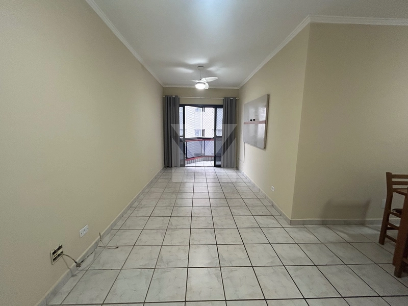 Apartamento 2 Dormitórios em Prédio Frente Mar com Vista Lateral no Ba: 5ª foto da galeria de imagens do imóvel