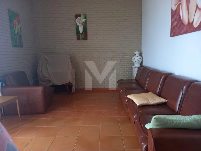 Apartamento Frente Mar com Sacada e Suíte na Praia do Caiçara: 3ª foto da galeria de imagens do imóvel