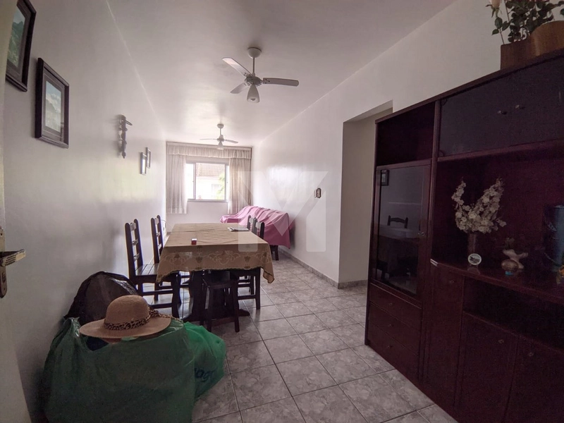 Apartamento 2 Dormitórios Frente mar - Preço de 1