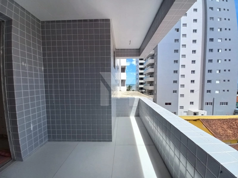 2 Dormitórios Frente mar - Lazer completo