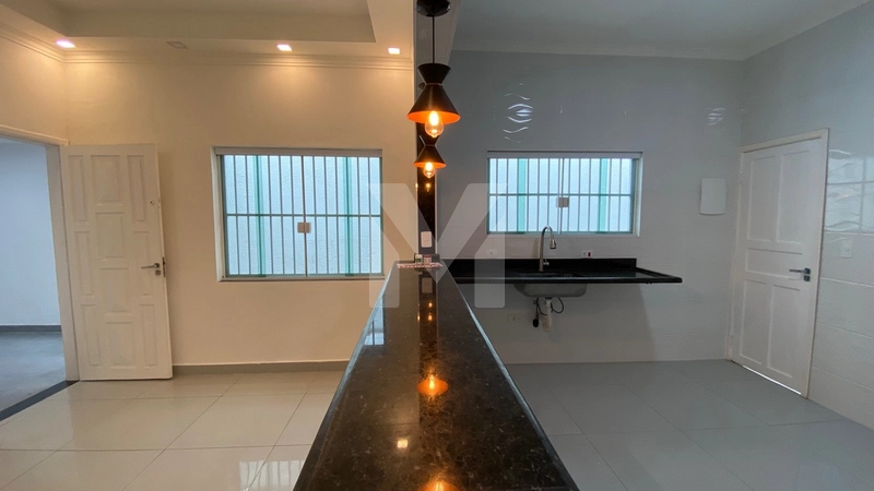 Casa a menos de 100 metros do mar – Vila Caiçara, Praia Grande/SP