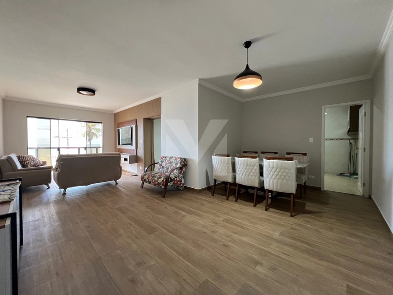 APARTAMENTO DE 2 DORMITORIOS SENDO 1 SUÍTE FRENTE MAR: 2ª foto da galeria de imagens do imóvel