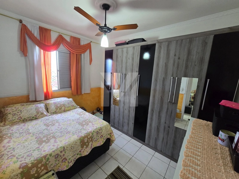 Apartamento com 2 dormitórios, 1 vaga, ótima localização na Vila Mirim: 3ª foto da galeria de imagens do imóvel