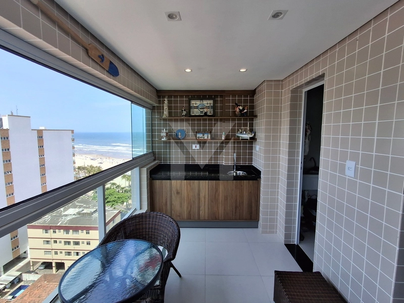 Lindo apartamento 2 dormitórios mobiliado e com vista mar R$ 760 mil: 2ª foto da galeria de imagens do imóvel