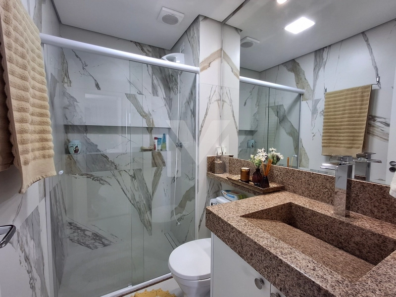 Lindo apartamento 2 dormitórios mobiliado e com vista mar R$ 760 mil: 38ª foto da galeria de imagens do imóvel