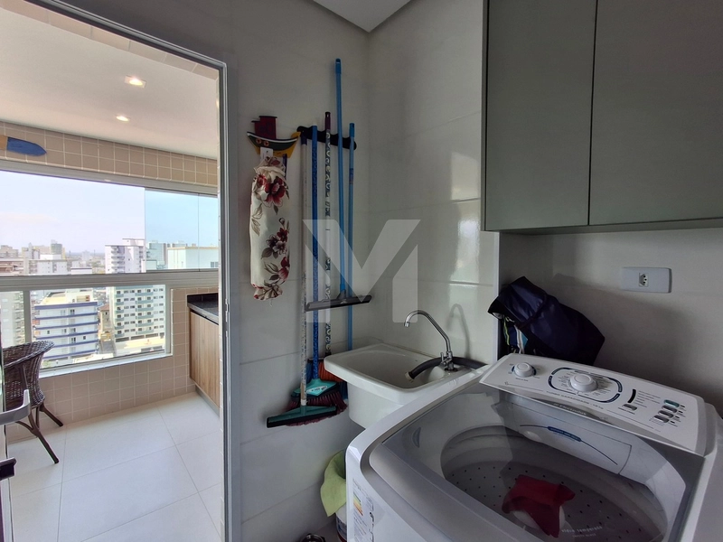 Lindo apartamento 2 dormitórios mobiliado e com vista mar R$ 760 mil: 30ª foto da galeria de imagens do imóvel