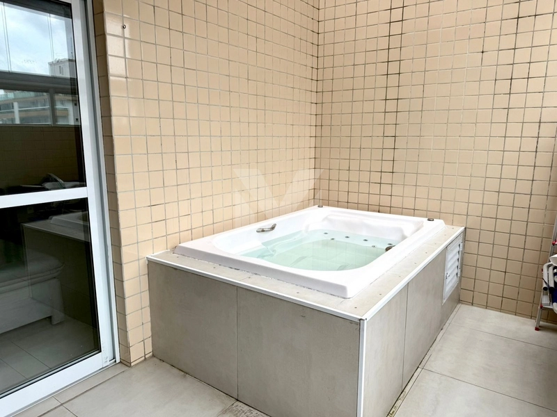 Linda Cobertura duplex mobiliada na Guilhermina - Praia Grande SP: 3ª foto da galeria de imagens do imóvel