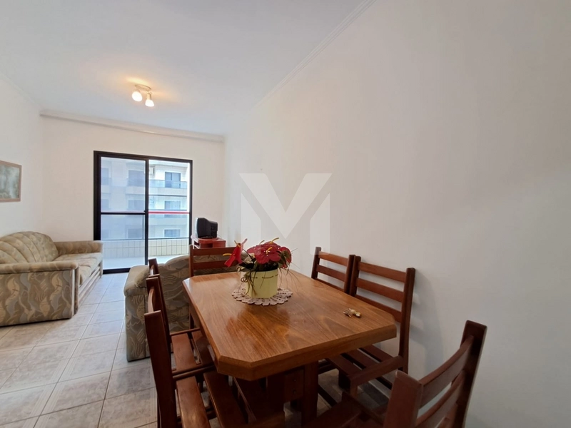 Apartamento 2 Dormitórios com Suíte e Piscina