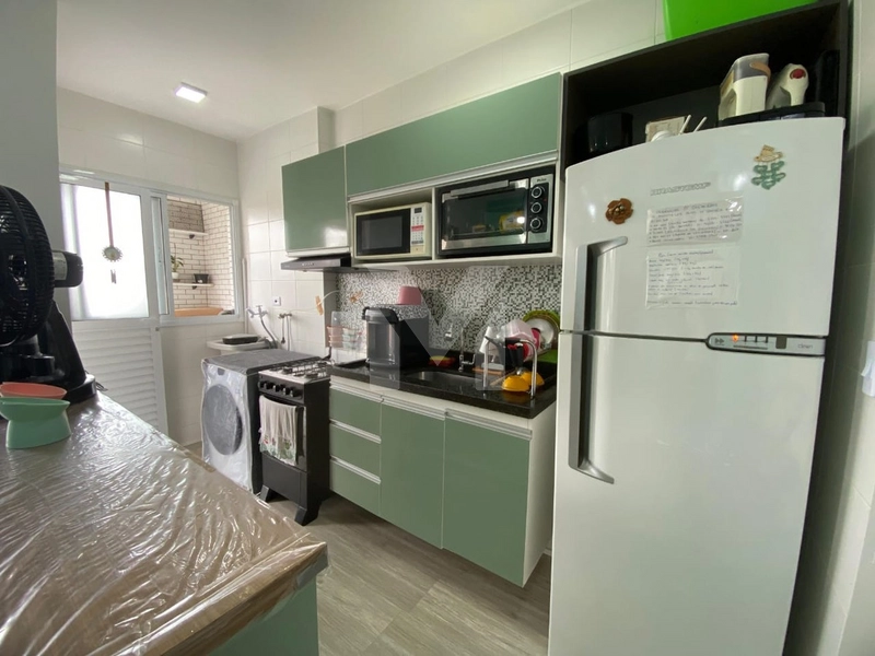 1 Dorm a 50m da Praia • Sacada c/ Churrasqueira • Piscina: 9ª foto da galeria de imagens do imóvel