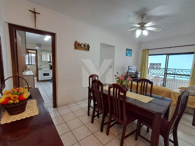 Apartamento à Venda Próximo  Praia 2 Dorm,  1 Suíte, Sacada, Mobiliado