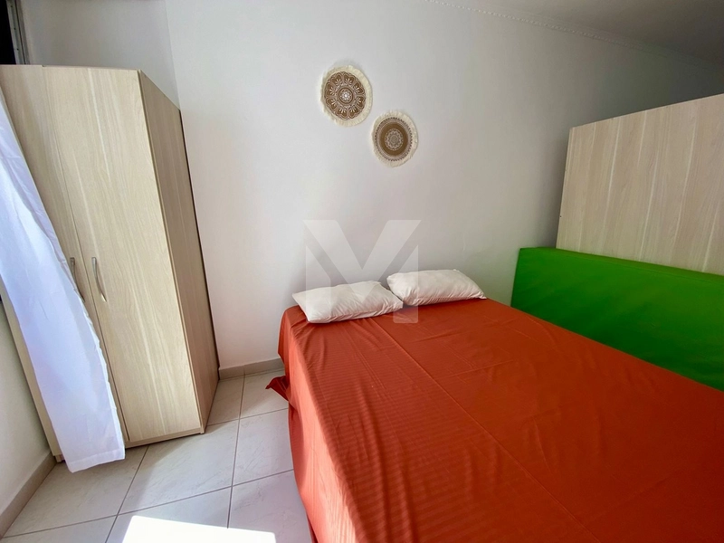 Amplo Kitão Reformado – 39m² de Área Útil – Prédio Frente Mar: 4ª foto da galeria de imagens do imóvel