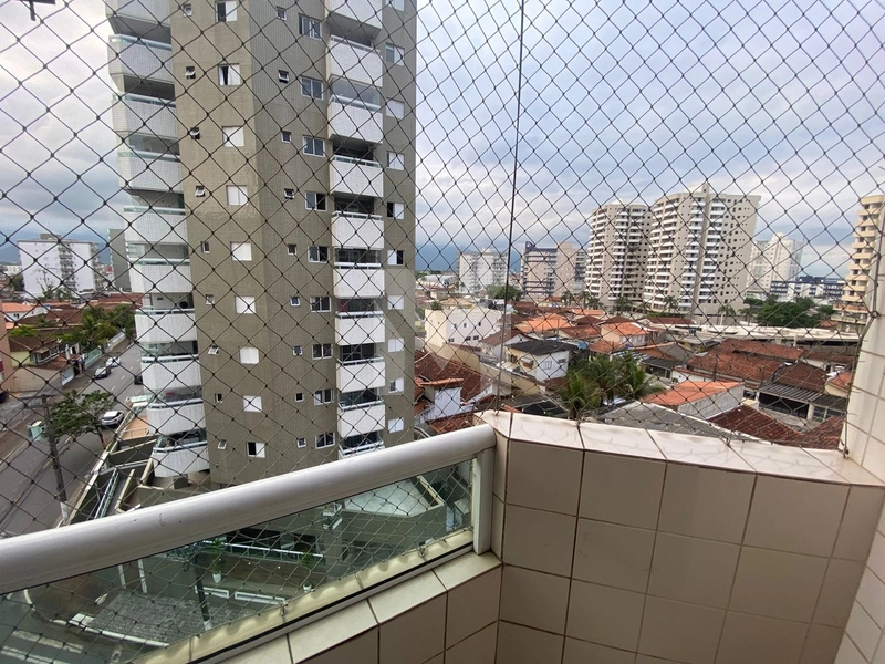 Apartamento à Venda na Mirim apenas 160m da Praia