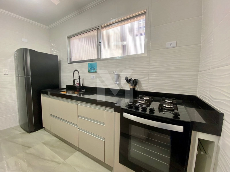 Apartamento na Guilhermina – a apenas 100 metros da praia: 5ª foto da galeria de imagens do imóvel