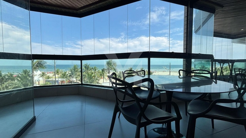 Apartamento com Vista Mar