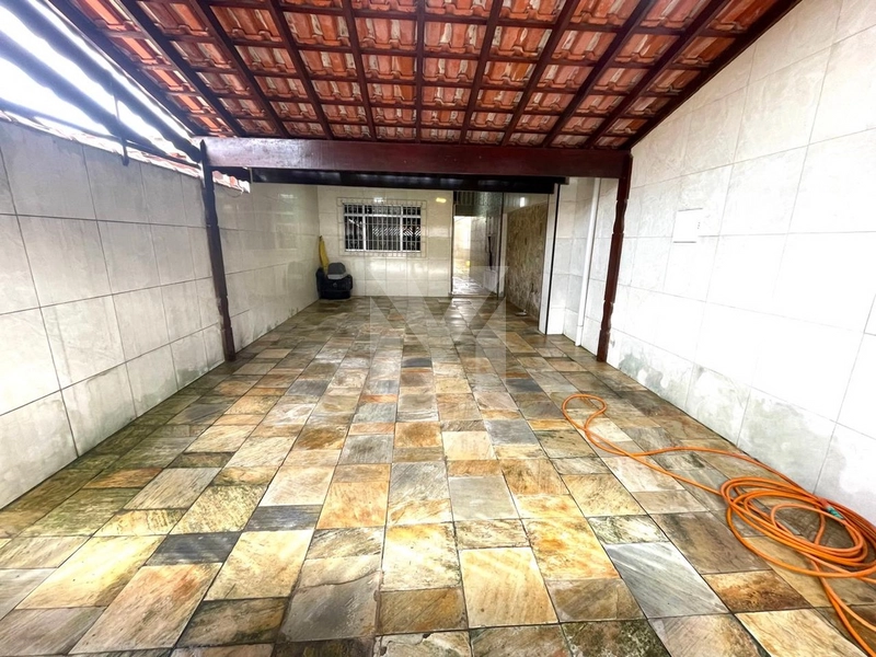 Casa com 3 dormitórios em terreno de 350 m², muito bem localizada!: 28ª foto da galeria de imagens do imóvel